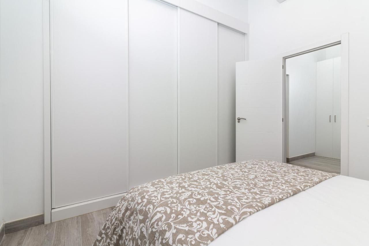 Homeforguest Moderno Apartamento En Santa Cruz ภายนอก รูปภาพ