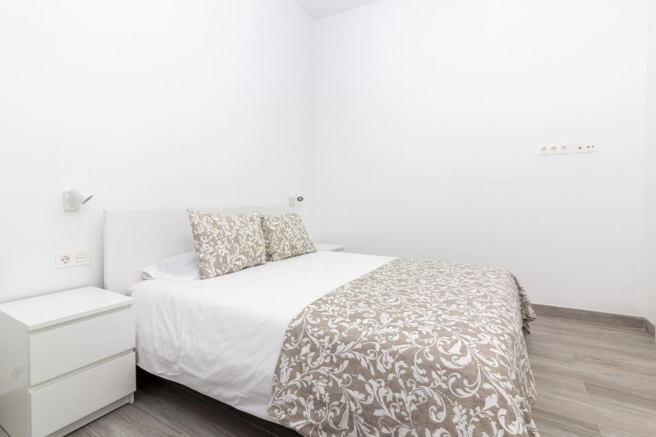 Homeforguest Moderno Apartamento En Santa Cruz ภายนอก รูปภาพ